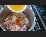 A picture of step 1 of Chinioti Kunna Gosht.