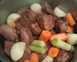 Foto del paso 4 de la receta: Carrilleras de cerdo con hongo beltza