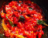 टँगी टोमॅटो चटणी (tomato chutney recipe in marathi) रेसिपी स्टेप 3 फोटो 
