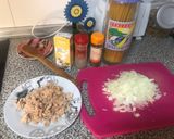 Foto del paso 1 de la receta Espaguetis con salsa carbonara de atún