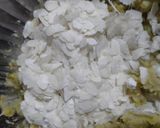 A picture of step 5 of Jain Ragda Pattice.