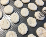 Foto del paso 4 de la receta: Bizcochitos para el mate súper fáciles y deliciosos