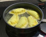 Hình bước làm 4 của món Bánh gối