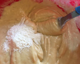 Foto del paso 2 de la receta: Cupcakes/ muffins/ Magdalenas de vainilla súper esponjosos en 30 minutos. Tres pasos!!!