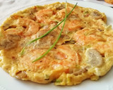 Foto del paso 3 de la receta: Tortilla de Champiñones con Langostinos