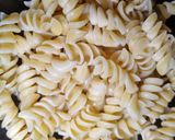 Foto del passaggio 3 della ricetta Eliche al Pesto Fredde