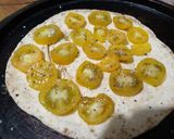 Foto del paso 1 de la receta: Pizzeta en pan árabe o pan pita