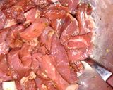 Foto del paso 2 de la receta: Wok de cintas alimonadas con carne, vegetales y soja