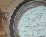 Foto langkah ke 2 dari resep Bolu Marmer Tepung Beras Maizena.