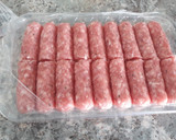 Foto del paso 1 de la receta: Salchichas frescas con cebolla caramelizada
