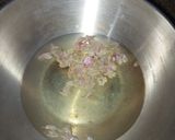 Foto langkah ke 3 dari resep Bayam Merah Masak Lemak Khas Malaysia.