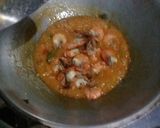 Foto langkah ke 6 dari resep Udang saus tiram.