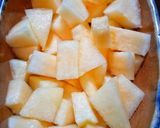 A picture of step 2 of Mix fruit punch chaat.
