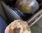 A picture of step 4 of Ulunthu vadai.