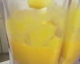 A picture of step 3 of No bake Mango Cheese Cake.