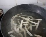 Foto langkah ke 3 dari resep Fettucini Carbonara Merah Putih.