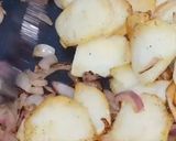 صورة لخطوة 4 من وصفة البطاطا بالبصل 🥔🤤