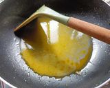 Foto langkah ke 4 dari resep Udang mentega ala devina hermawan.