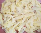 Foto del paso 2 de la receta: Tortilla de papas con salame