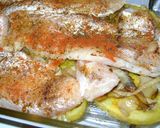 Foto del paso 12 de la receta: Papa al curry, cebollas caramelizadas con merluza al pimentón ahumado