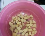 Foto langkah ke 2 dari resep Krengsengan telur puyuh & kentang.