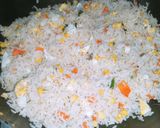 A picture of step 6 of Egg fried Rice with mayo garlic sauce.