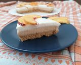 Foto del passaggio 14 della ricetta Cheesecake alle pesche