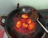 Foto langkah ke 2 dari resep Sambal balado telur.