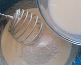 Foto langkah ke 5 dari resep Bolu Marble Chocolatos No Mixer Irit Telur.