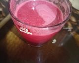 A picture of step 6 of Apple & beetroot juice.
