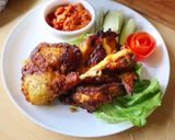 Foto langkah ke 3 dari resep Ayam panggang bumbu kuning.