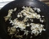 Foto del paso 4 de la receta: Solomillo de pavo en pepitoria