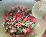 A picture of step 5 of Kala Chana chaat.