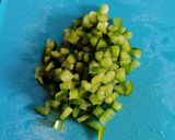 Foto del paso 3 de la receta: Ensalada de langostinos con vinagreta de lima y hierbabuena