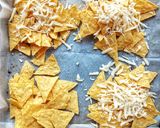 Foto del passaggio 2 della ricetta Nachos al formaggio