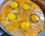 Foto langkah ke 3 dari resep Creamy Mushroom Egg (Shakshuka).