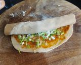 A picture of step 3 of Garlic Paratha.