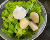 Foto del paso 2 de la receta: Patatas al puñetazo con mojo verde de cilantro