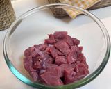 Foto langkah ke 1 dari resep Oseng Sapi Cabe Pedas.