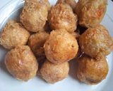 A picture of step 4 of Yam balls.
