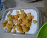 A picture of step 4 of Fresco style Dahi barray.