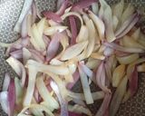 Foto del paso 3 de la receta: Verduras de estación con cerdo al vino y salsa de soja