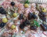 Foto del paso 2 de la receta Muslos de pollo abiertos al horno con ciruelas y aceitunas