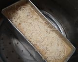 Foto langkah ke 8 dari resep Bolu Pisang Keju Kukus Moist No Mixer.