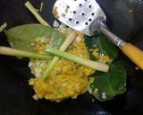 Foto langkah ke 2 dari resep Soto ceker kuah kuning.