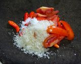 Foto langkah ke 1 dari resep Sambal Tomat Mentah.