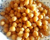 A picture of step 3 of Yogurt chickpea salad with herbs n spice 😊.