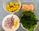 A picture of step 1 of Winter Pumpkin Chicken Curry.