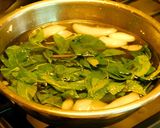 A picture of step 2 of Peppermint Jelly.