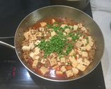A picture of step 7 of Mapo tofu.
